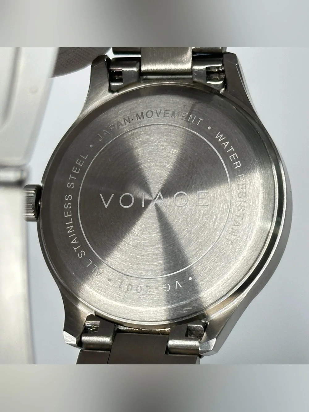 Voiage VG-2001 Men's Silver Stainless Steel Analog Dial Quartz Watch JMB47